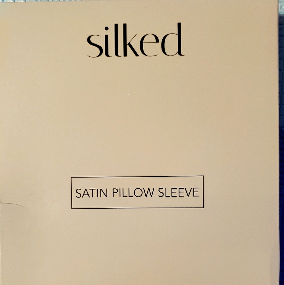 Satin Pillow Sleeve